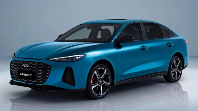 Дизайн у стилі Audi та запас ходу 1700 км: Chery презентувала нове бюджетне авто