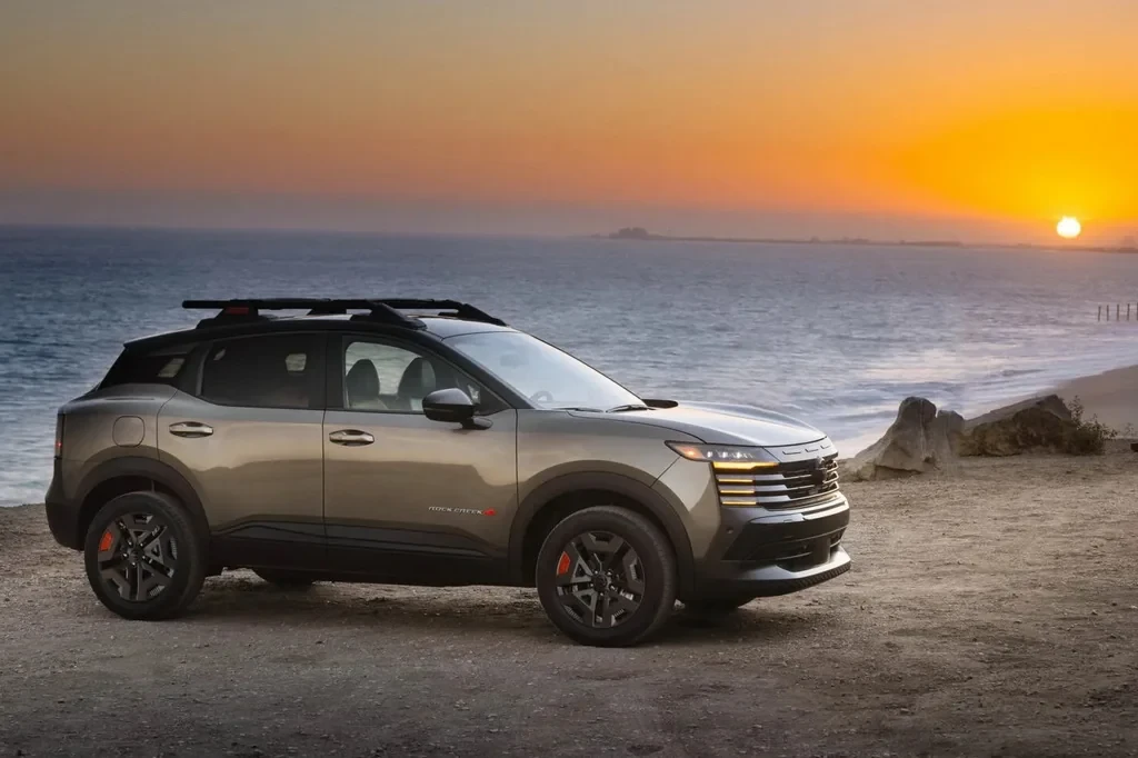 Nissan представил стильный и недорогой кроссовер