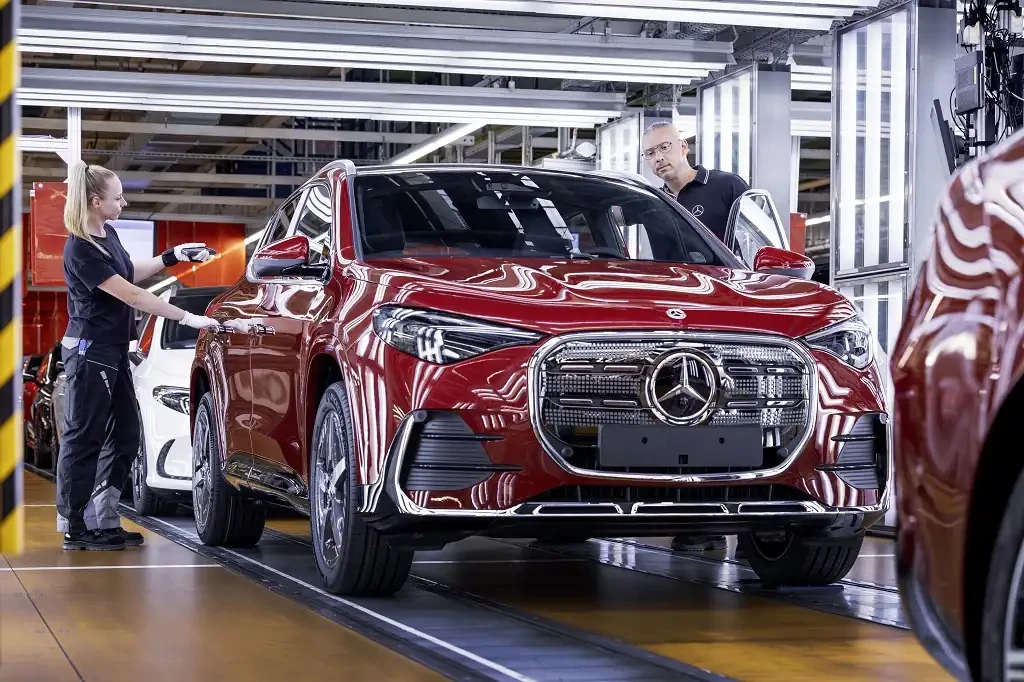 Стартовало производство нового компактного кроссовера Mercedes-Benz GLA