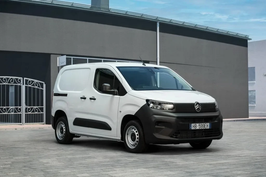 Stellantis выпустил дешевые версии Berlingo и Combo