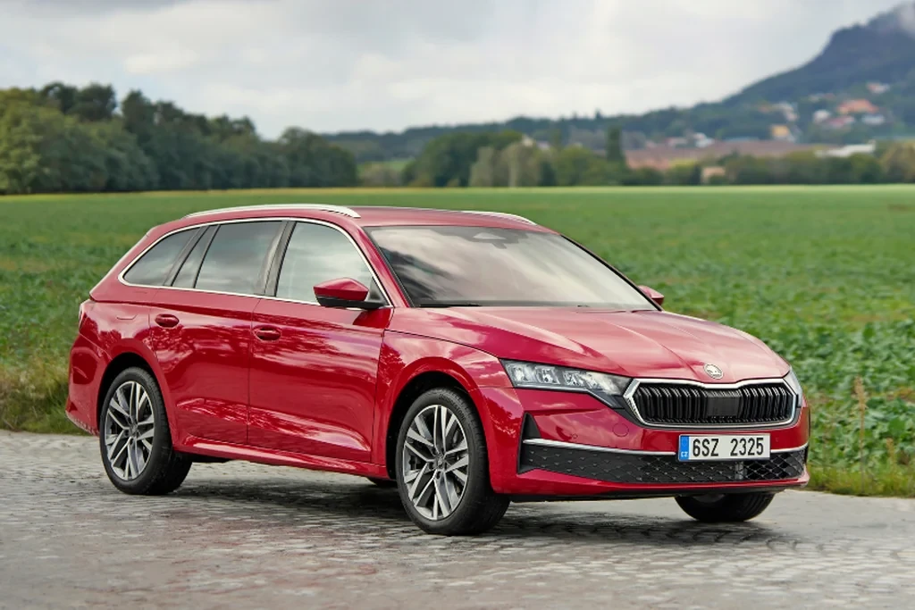 Skoda створила гібридну Octavia