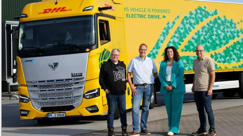 Електричні тягачі SuperPanther виробництва Steyr почали працювати у DHL
