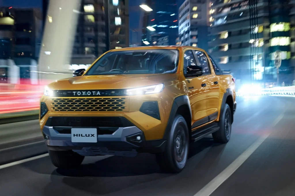 Toyota представит совершенно новую версию Hilux
