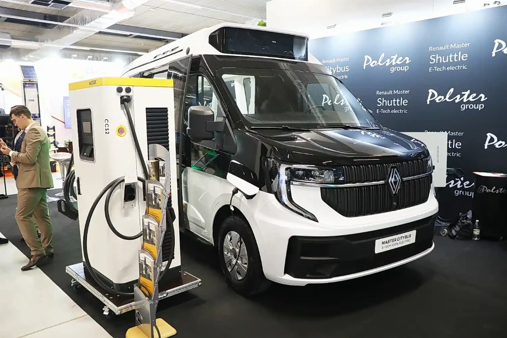 Презентовано міський автобус Renault Master Сitybus E-Tech