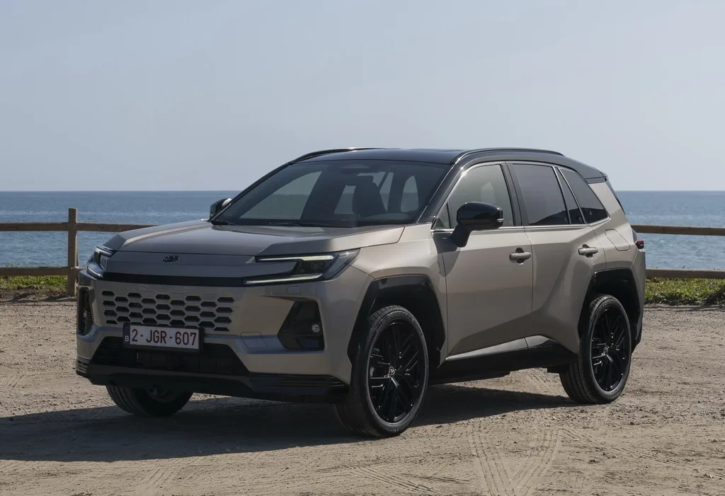 Названы 10 самых продаваемых автомобилей в Украине за сентябрь