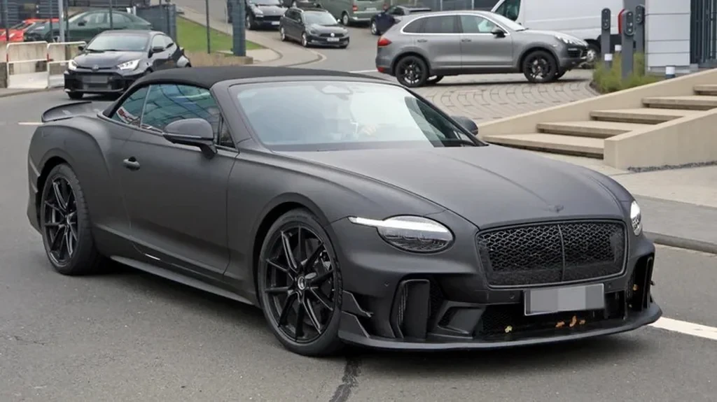 Bentley готує 657-сильний Continental Supersports Convertible
